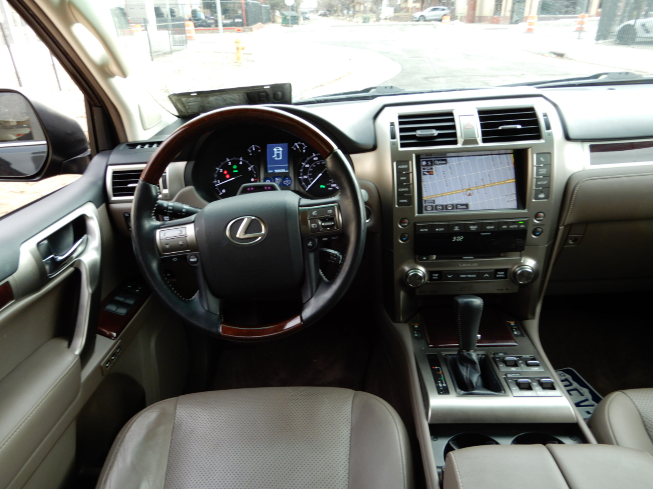 Lexus GX 460 4WD 4dr Luxury 2015