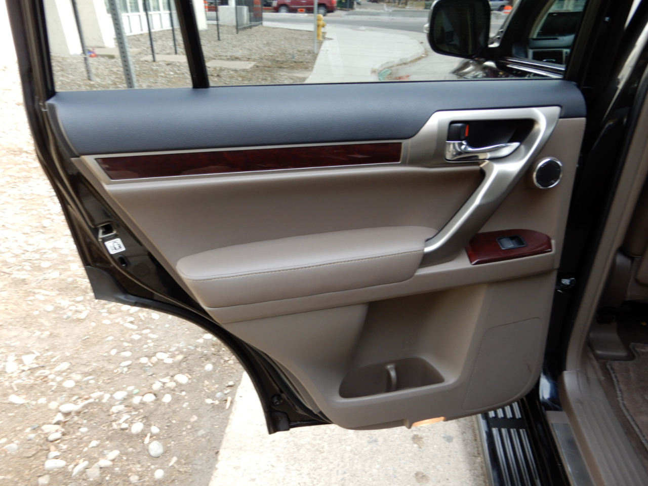 Lexus GX 460 4WD 4dr Luxury 2015