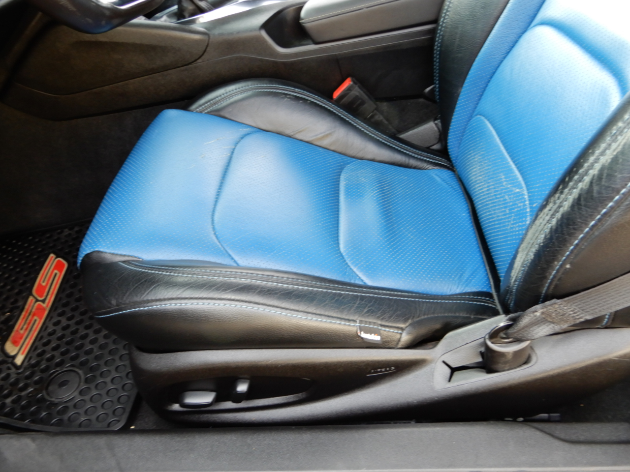 Chevrolet Camaro 2dr Cpe 1SS 2019