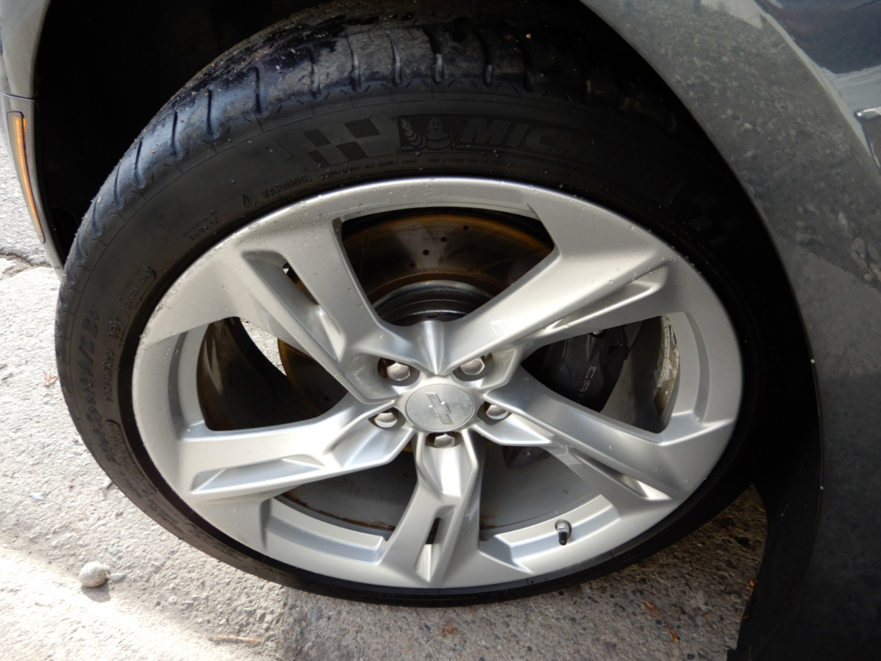 Chevrolet Camaro 2dr Cpe 1SS 2019