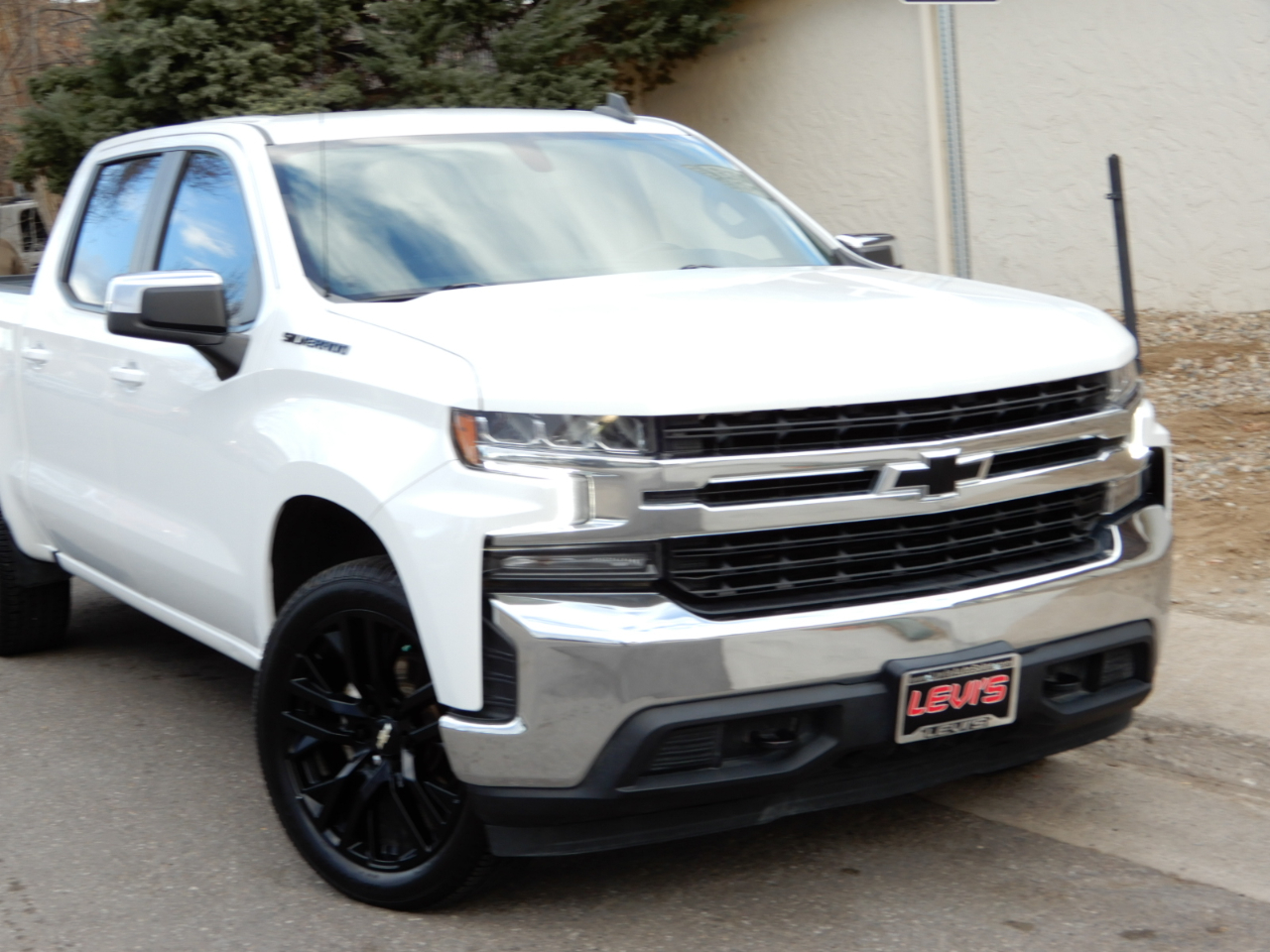 Chevrolet Silverado 1500 LTD 4WD Crew Cab 147" LT w/1LT 2022