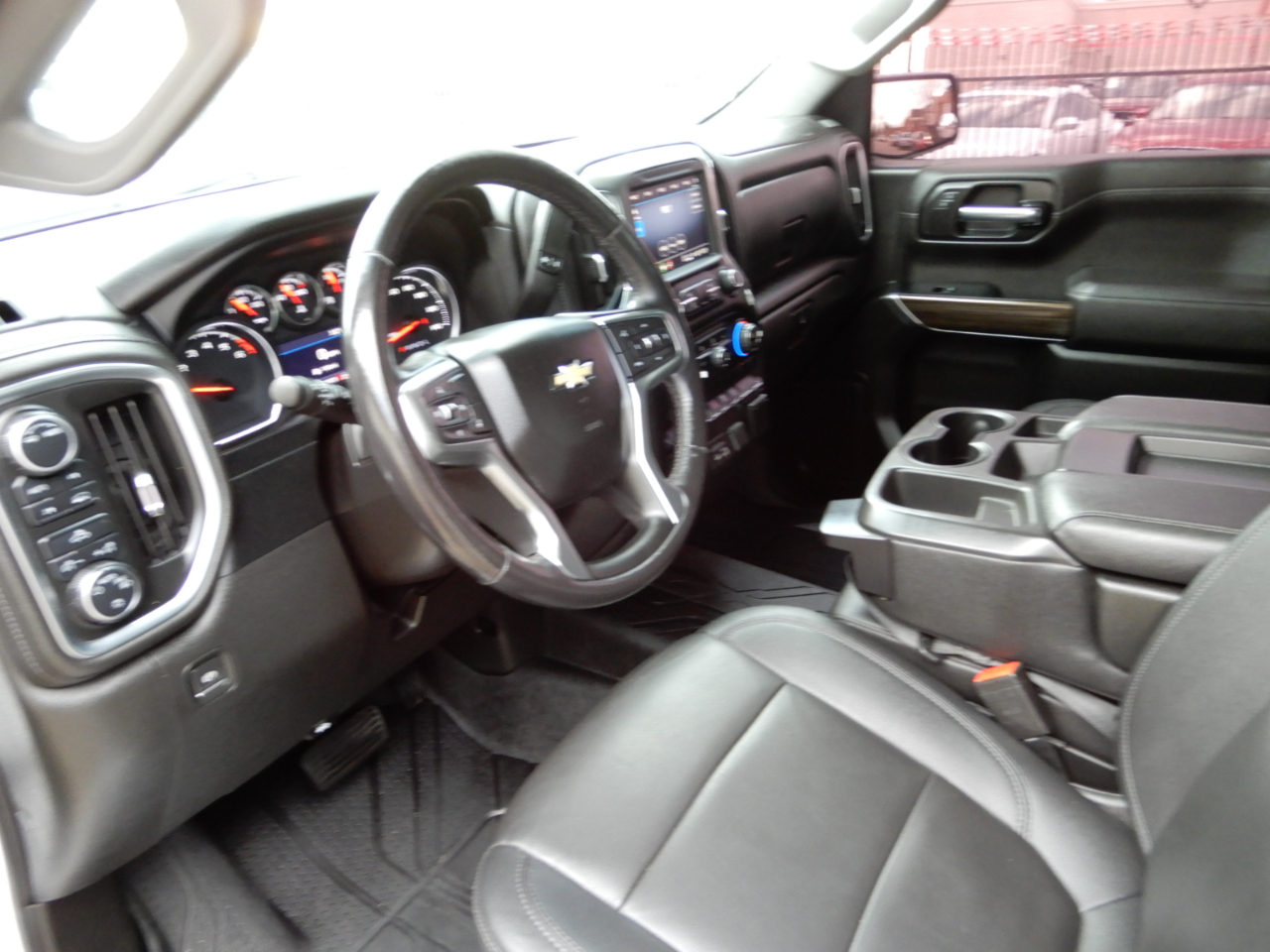 Chevrolet Silverado 1500 LTD 4WD Crew Cab 147" LT w/1LT 2022