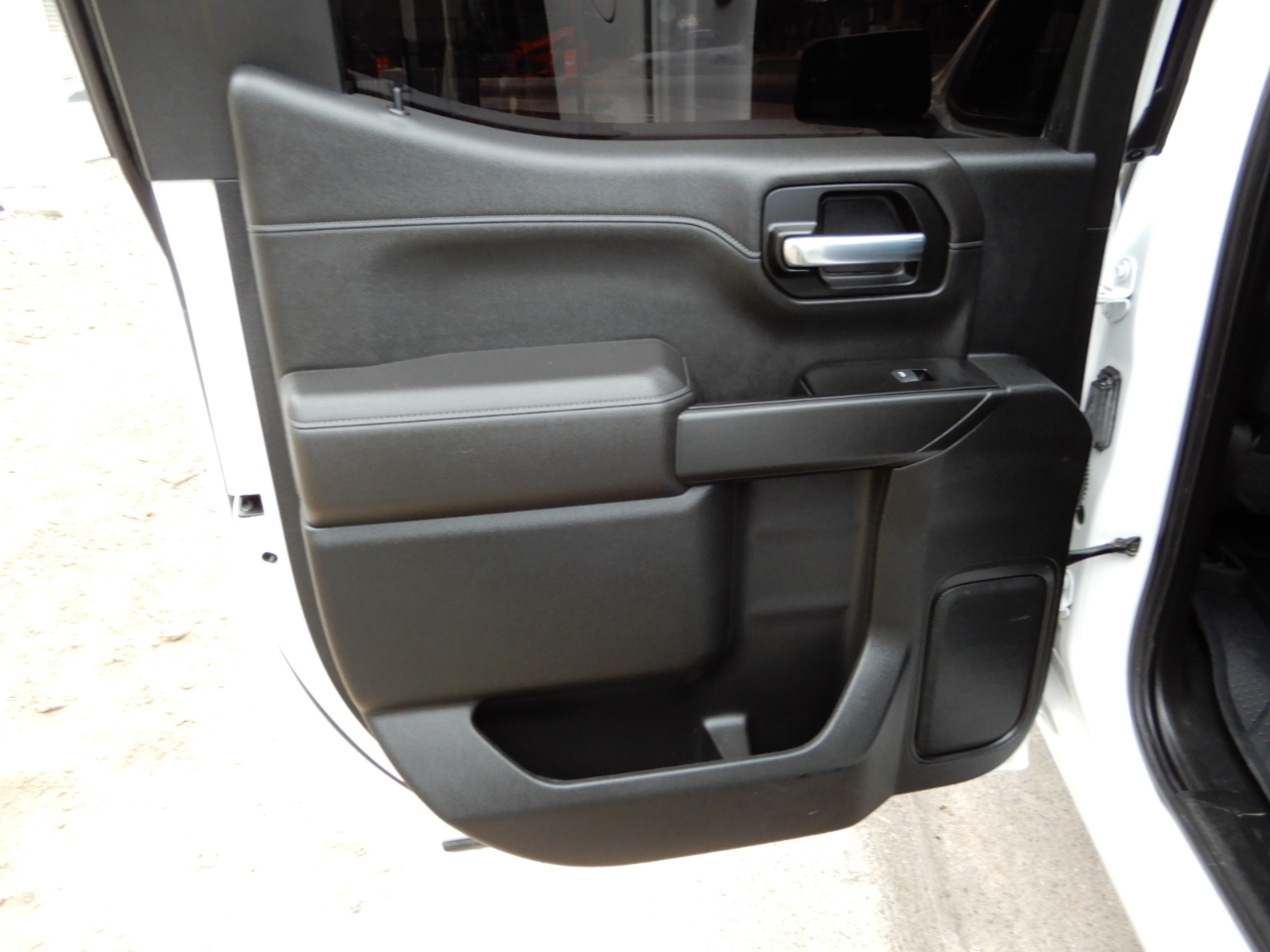 Chevrolet Silverado 1500 LTD 4WD Crew Cab 147" LT w/1LT 2022