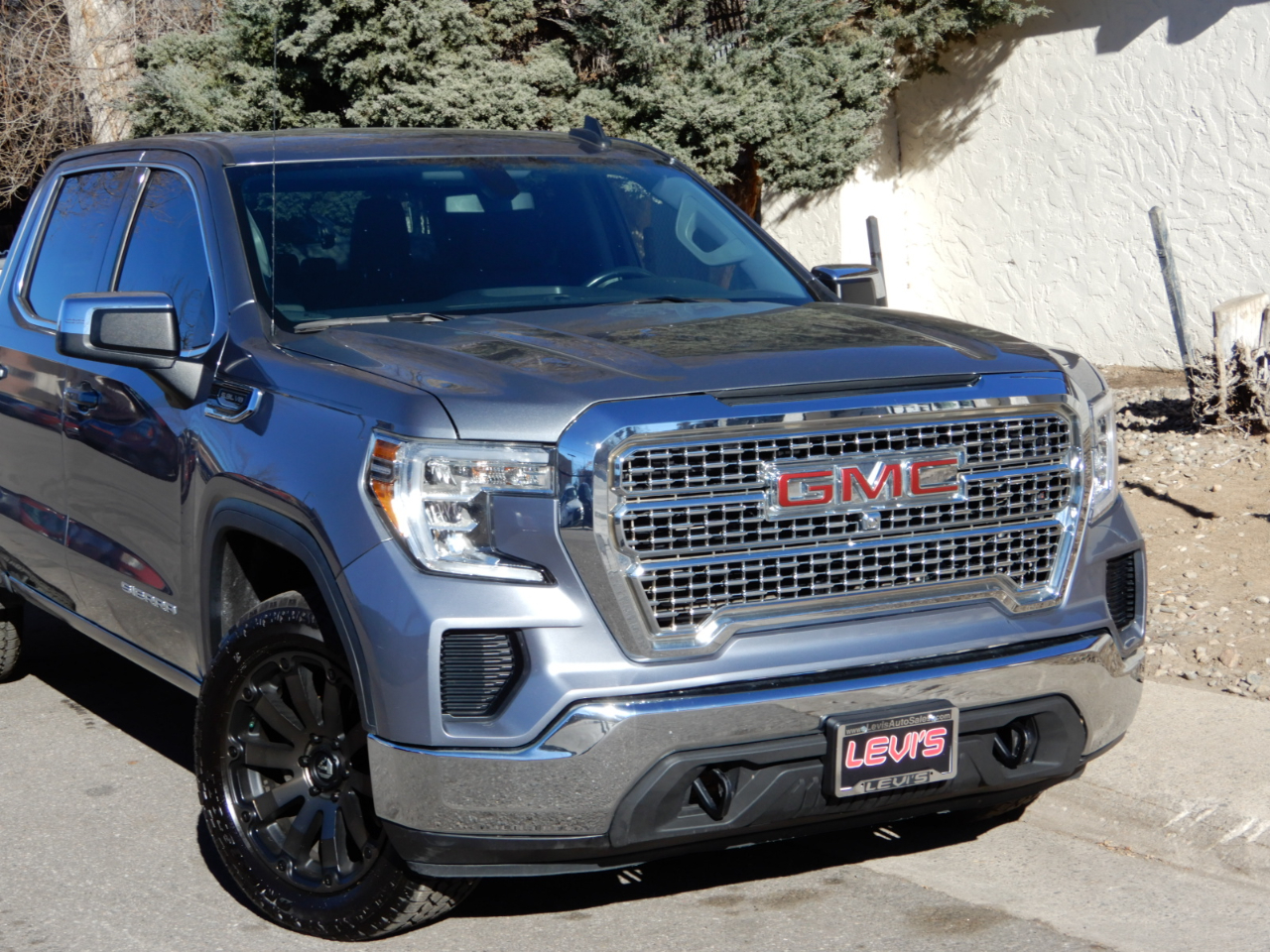GMC Sierra 1500 4WD Crew Cab 147" SLE 2019
