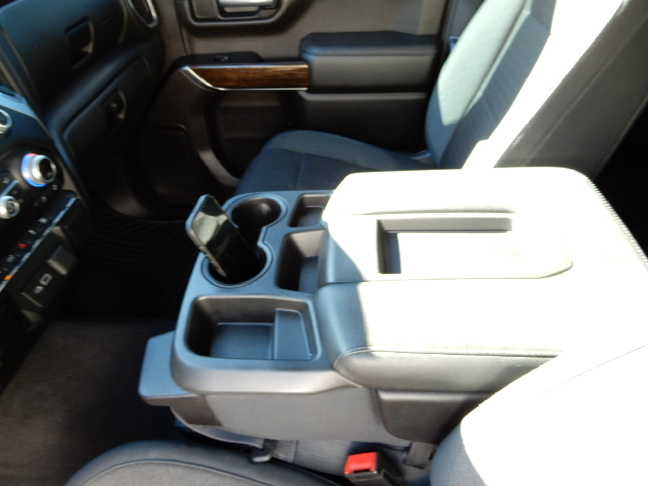 GMC Sierra 1500 4WD Crew Cab 147" SLE 2019