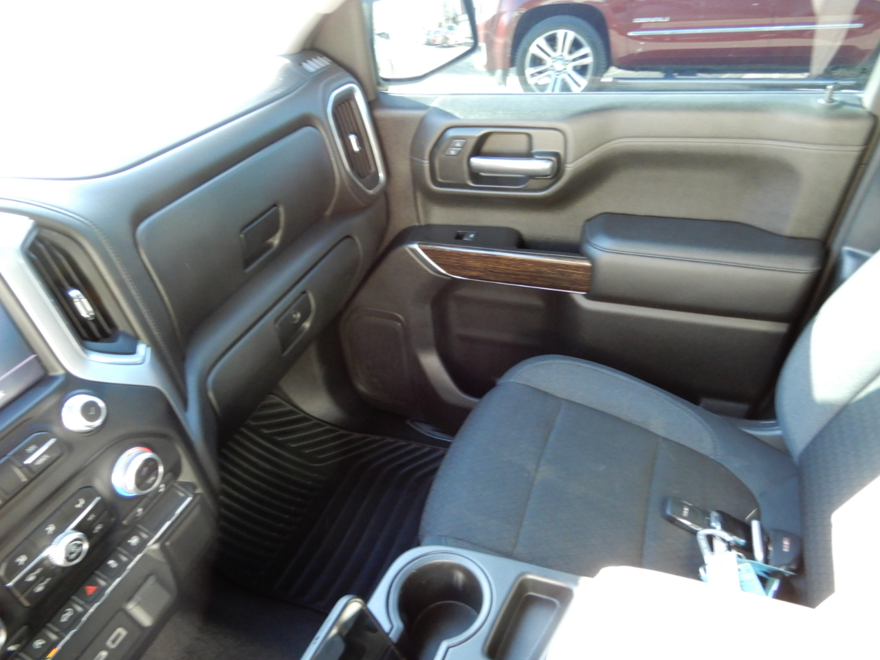 GMC Sierra 1500 4WD Crew Cab 147" SLE 2019