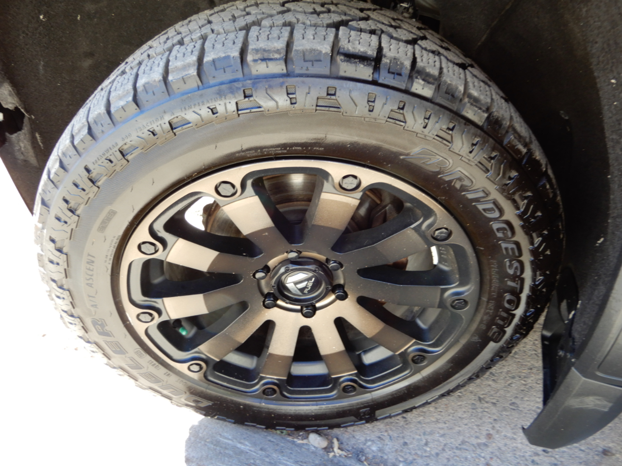 GMC Sierra 1500 4WD Crew Cab 147" SLE 2019