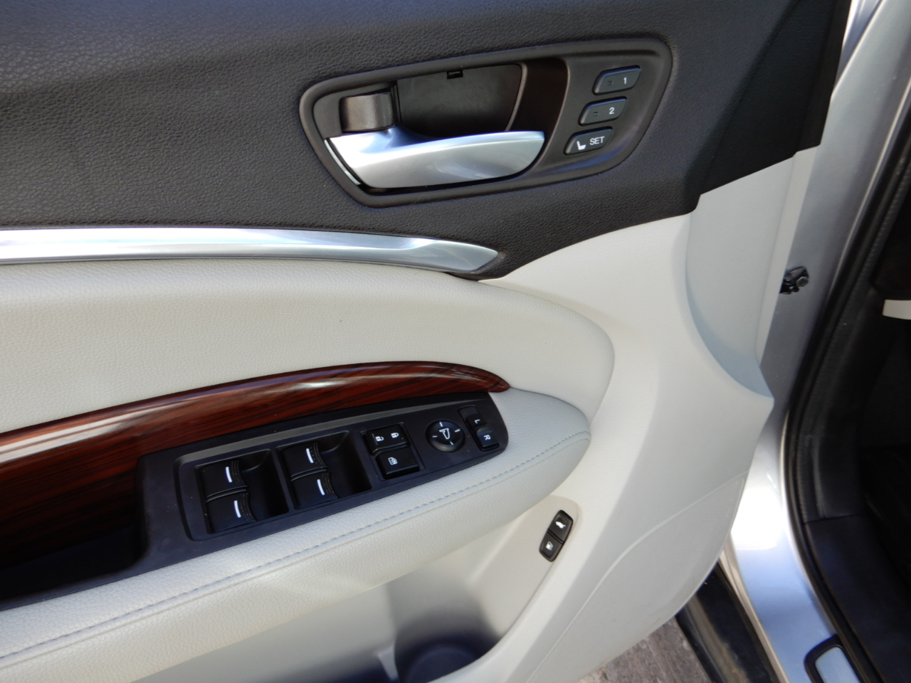 Acura MDX SH-AWD 4dr 2016