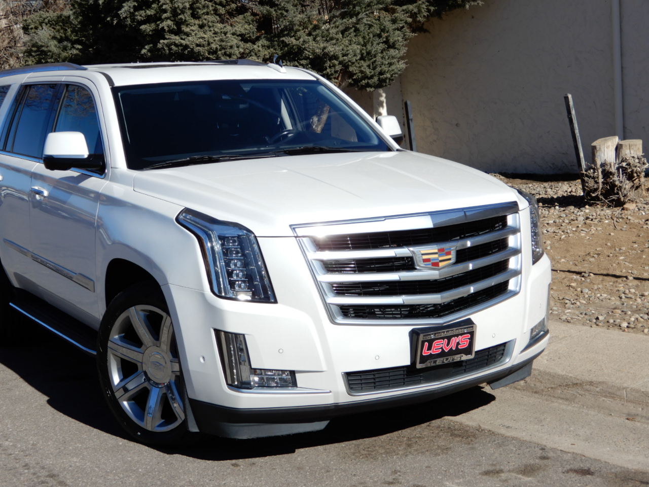 Cadillac Escalade 4WD 4dr Premium Luxury 2020