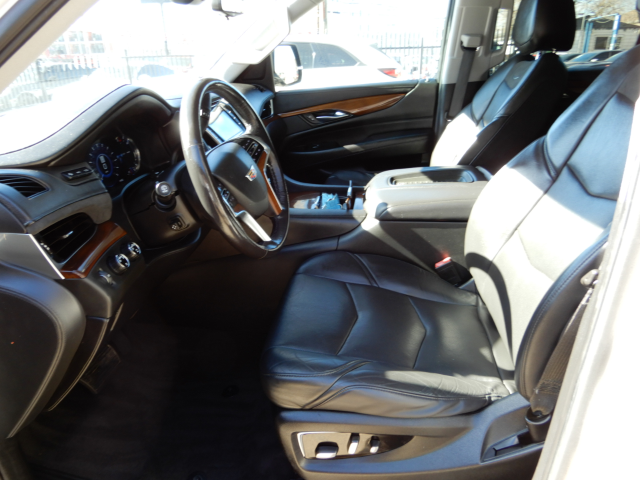 Cadillac Escalade 4WD 4dr Premium Luxury 2020
