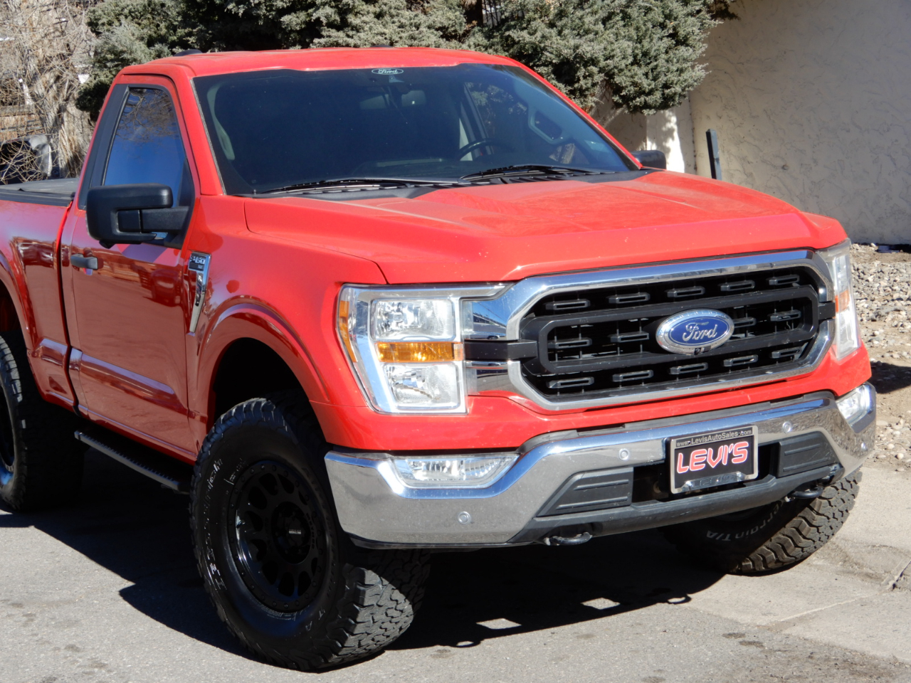 Ford F-150 XLT 4WD Reg Cab 6.5' Box 2022