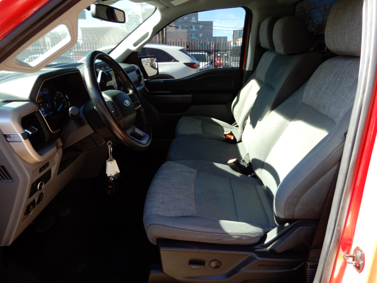 Ford F-150 XLT 4WD Reg Cab 6.5' Box 2022