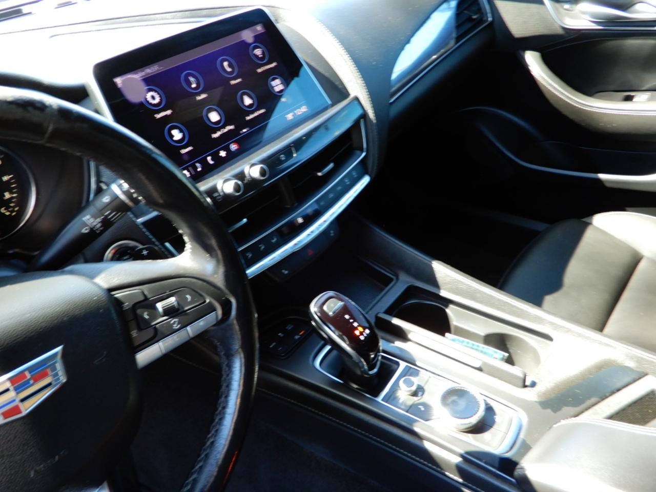 Cadillac CT5 4dr Sdn Luxury 2020