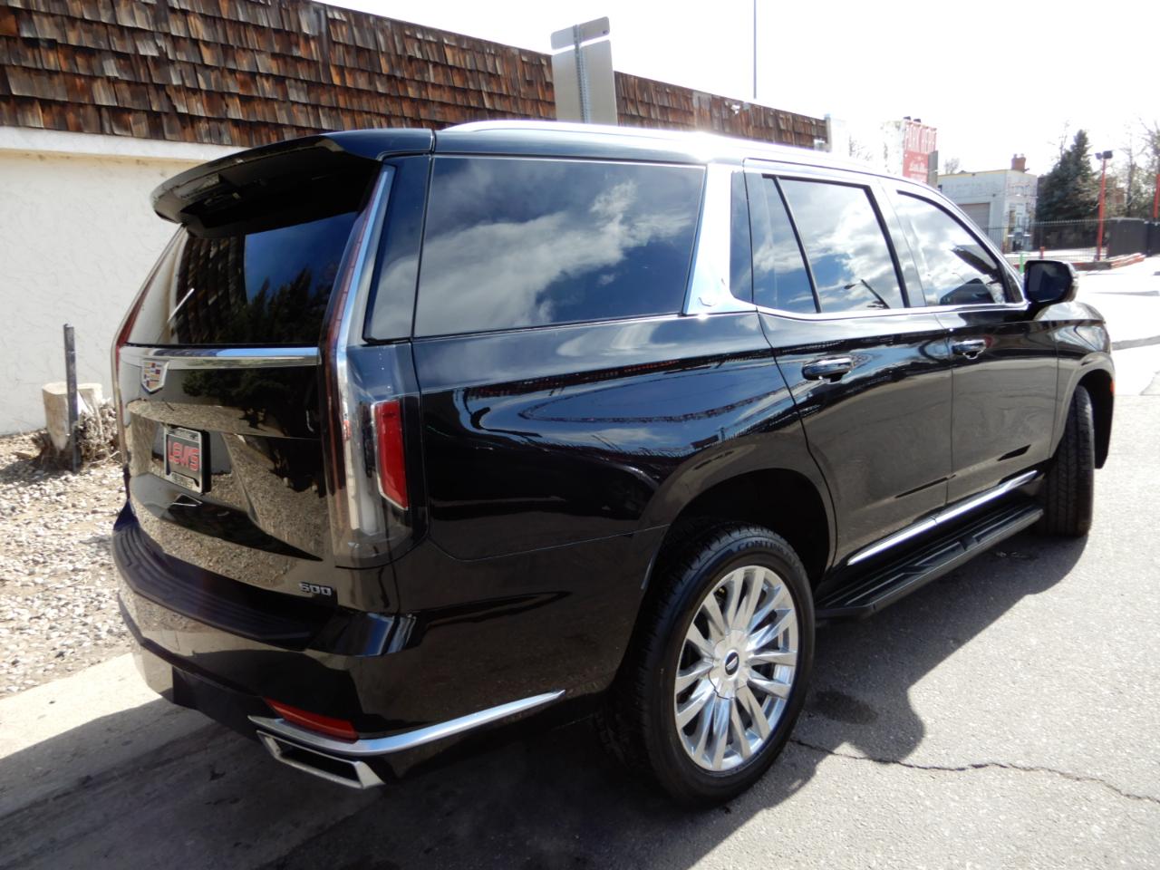 Cadillac Escalade 4WD 4dr Premium Luxury 2022