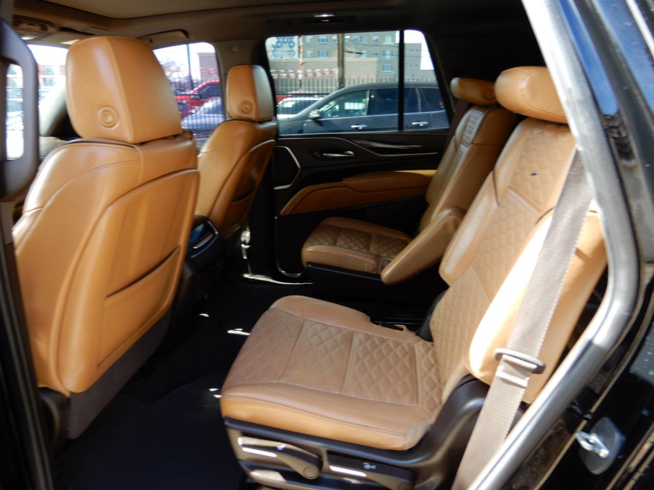 Cadillac Escalade 4WD 4dr Premium Luxury 2022