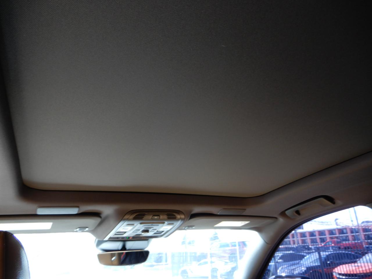 Cadillac Escalade 4WD 4dr Premium Luxury 2022