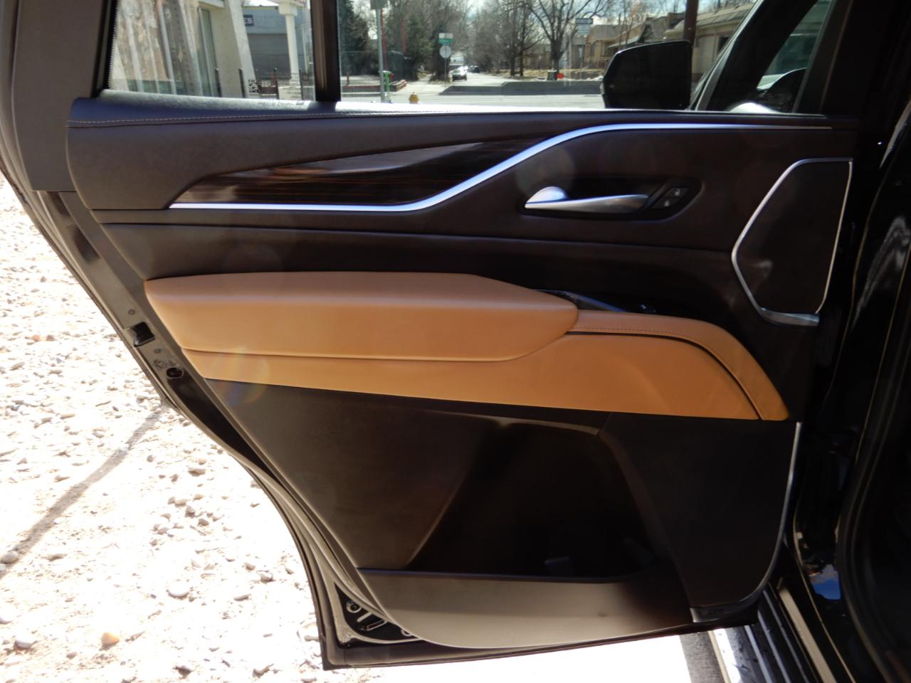 Cadillac Escalade 4WD 4dr Premium Luxury 2022