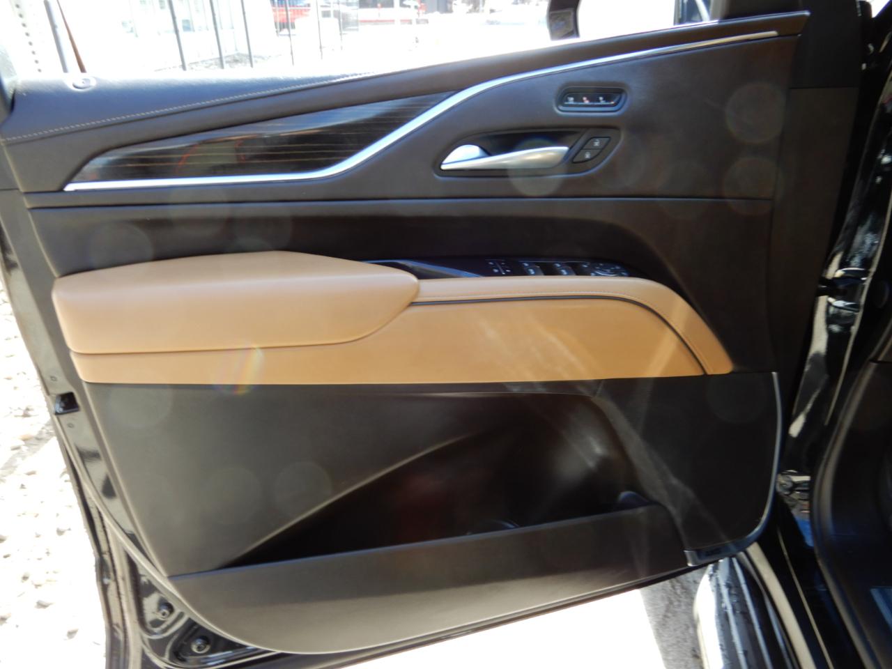 Cadillac Escalade 4WD 4dr Premium Luxury 2022