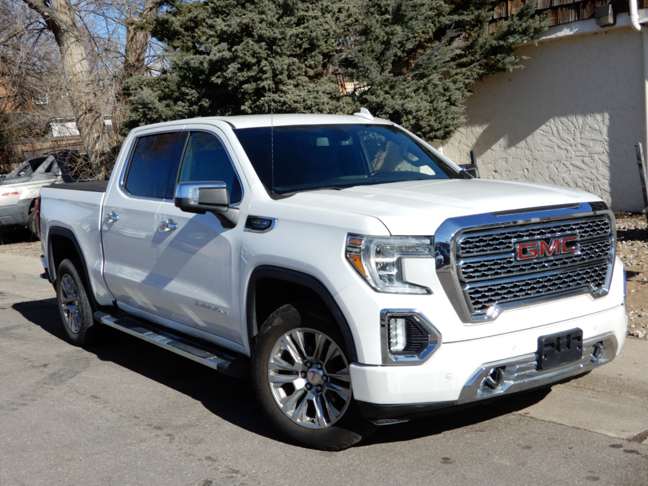 GMC Sierra 1500 4WD Crew Cab 147" Denali 2019