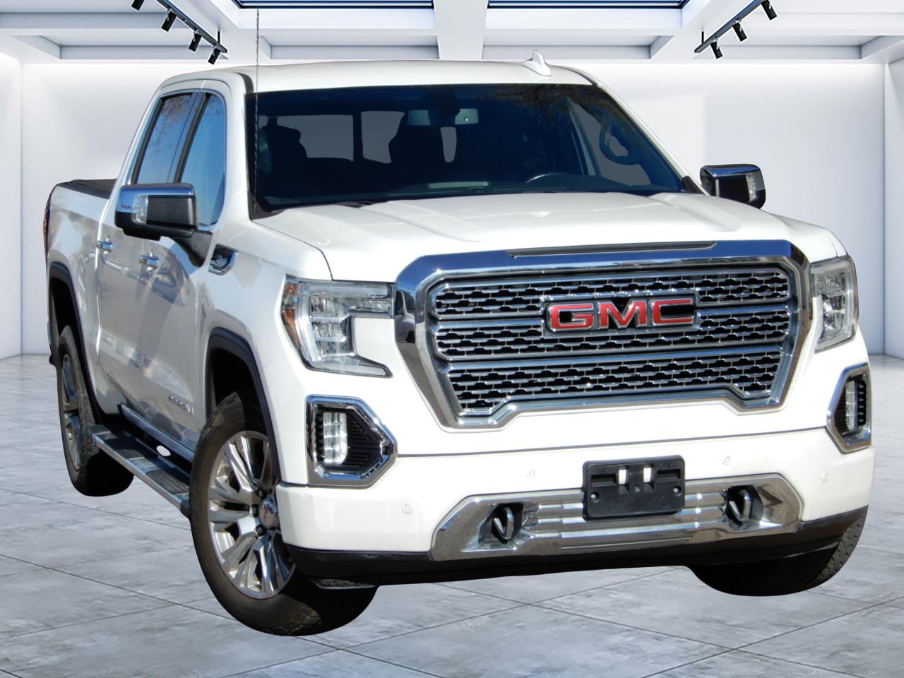 GMC Sierra 1500 4WD Crew Cab 147" Denali 2019