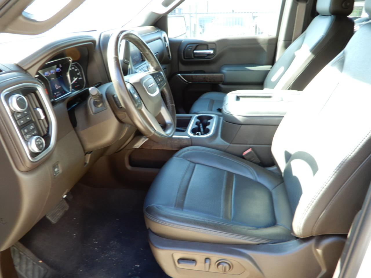 GMC Sierra 1500 4WD Crew Cab 147" Denali 2019