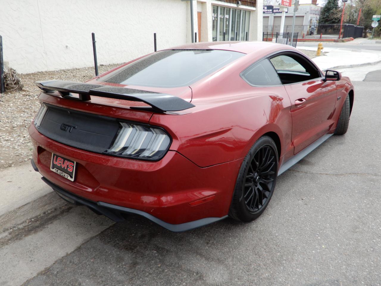 Ford Mustang GT Fastback 2018