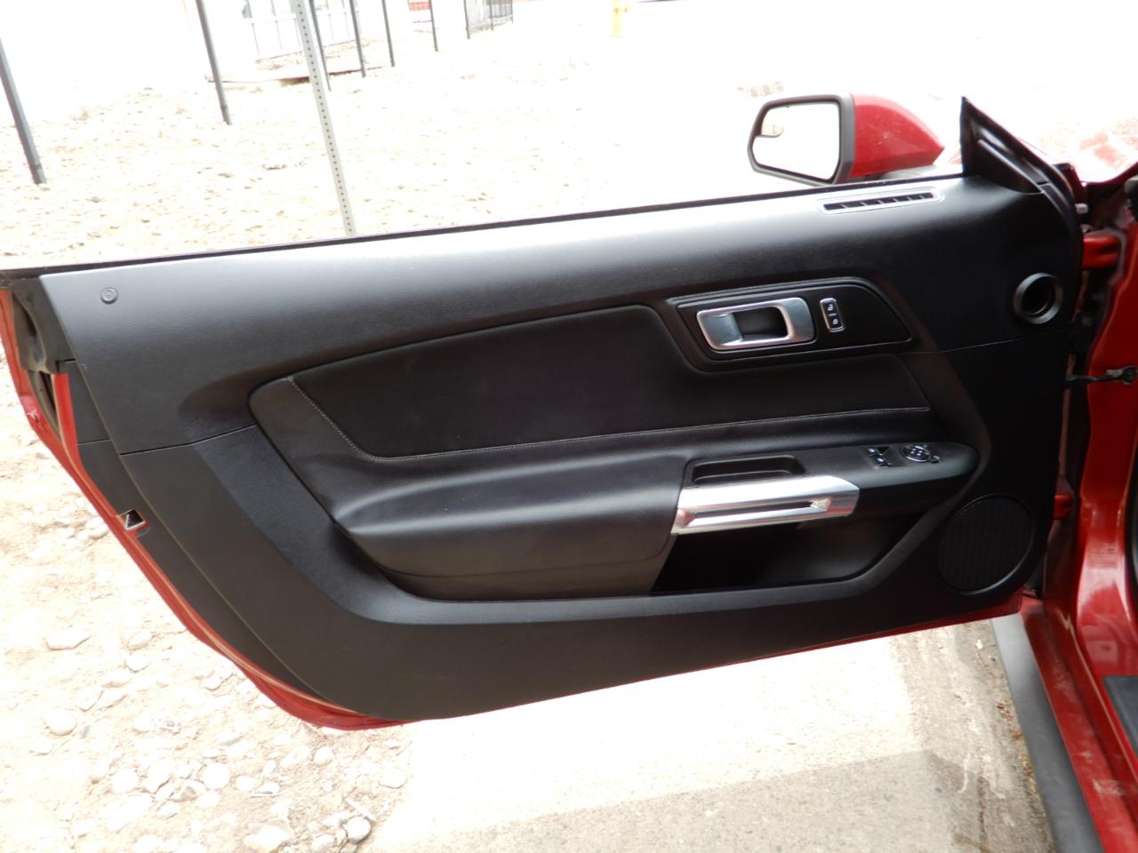 Ford Mustang GT Fastback 2018