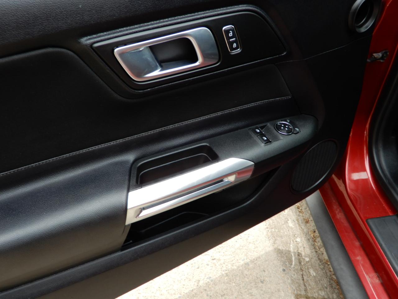 Ford Mustang GT Fastback 2018