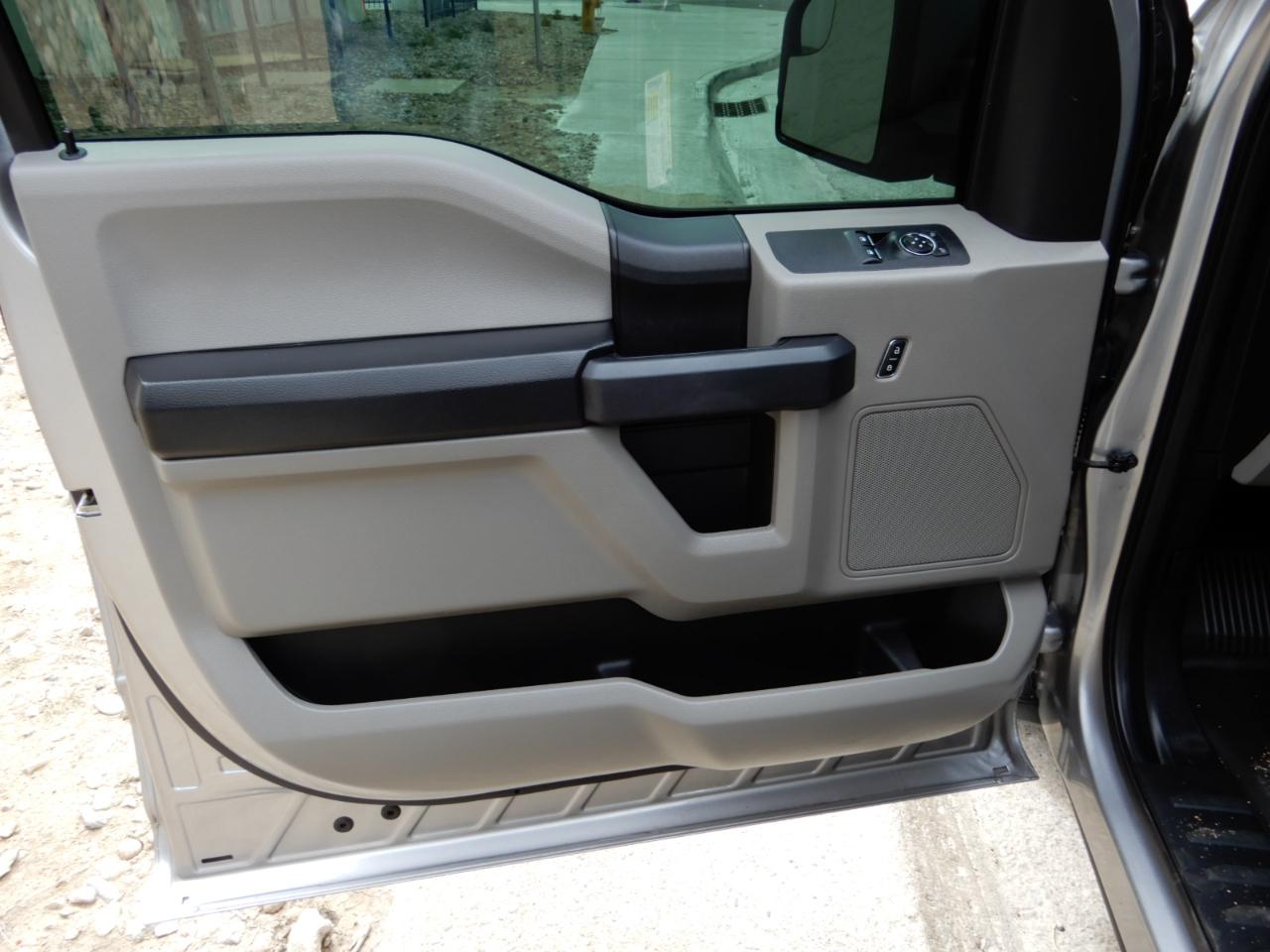 Ford F-150 XLT 2WD Reg Cab 6.5' Box 2020