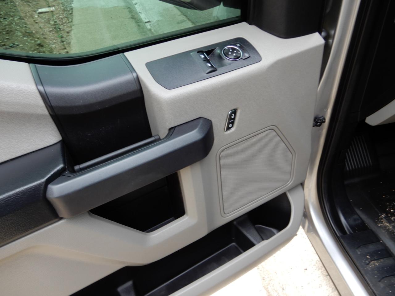 Ford F-150 XLT 2WD Reg Cab 6.5' Box 2020