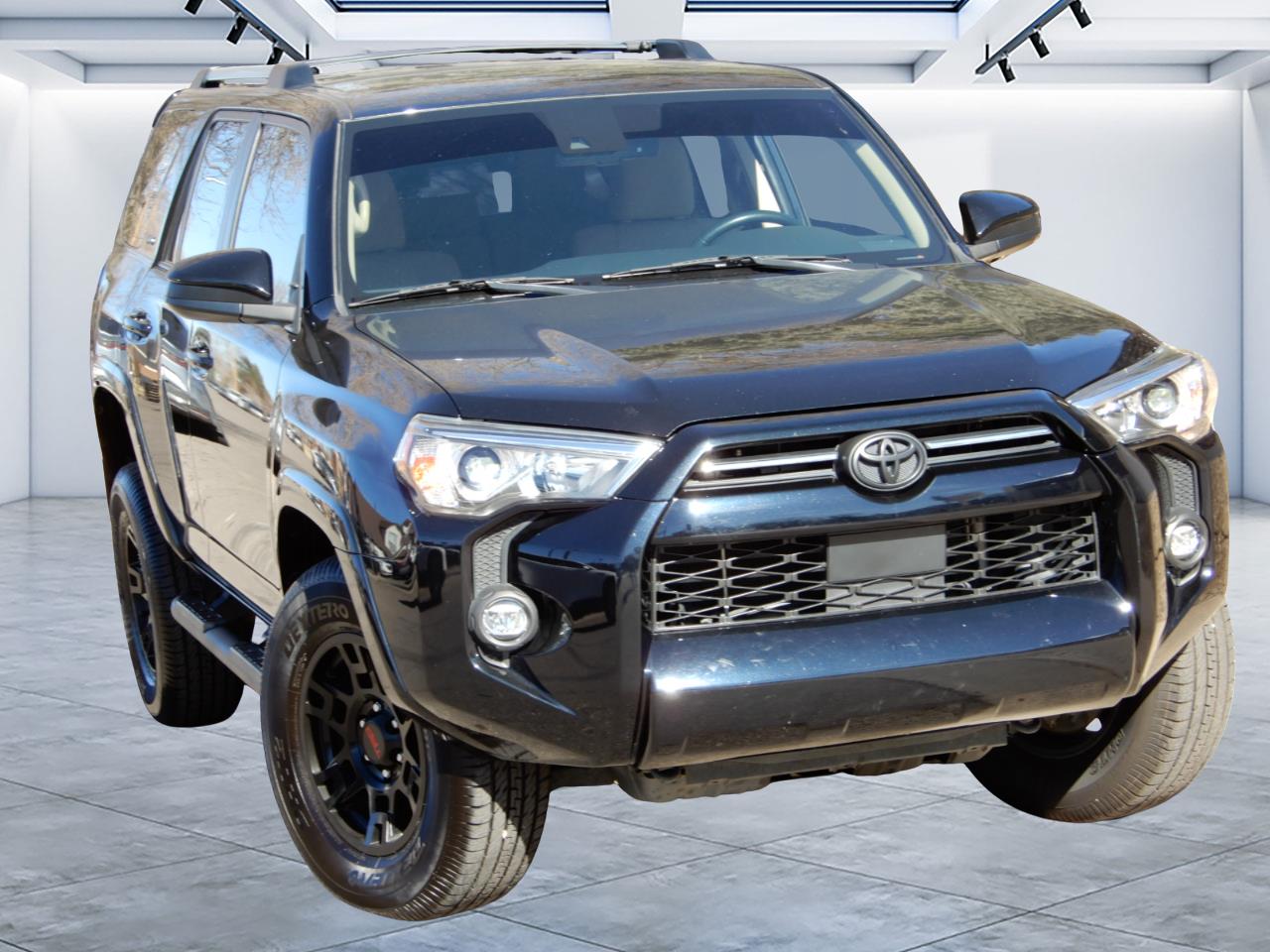 Toyota 4Runner SR5 4WD (Natl) 2022