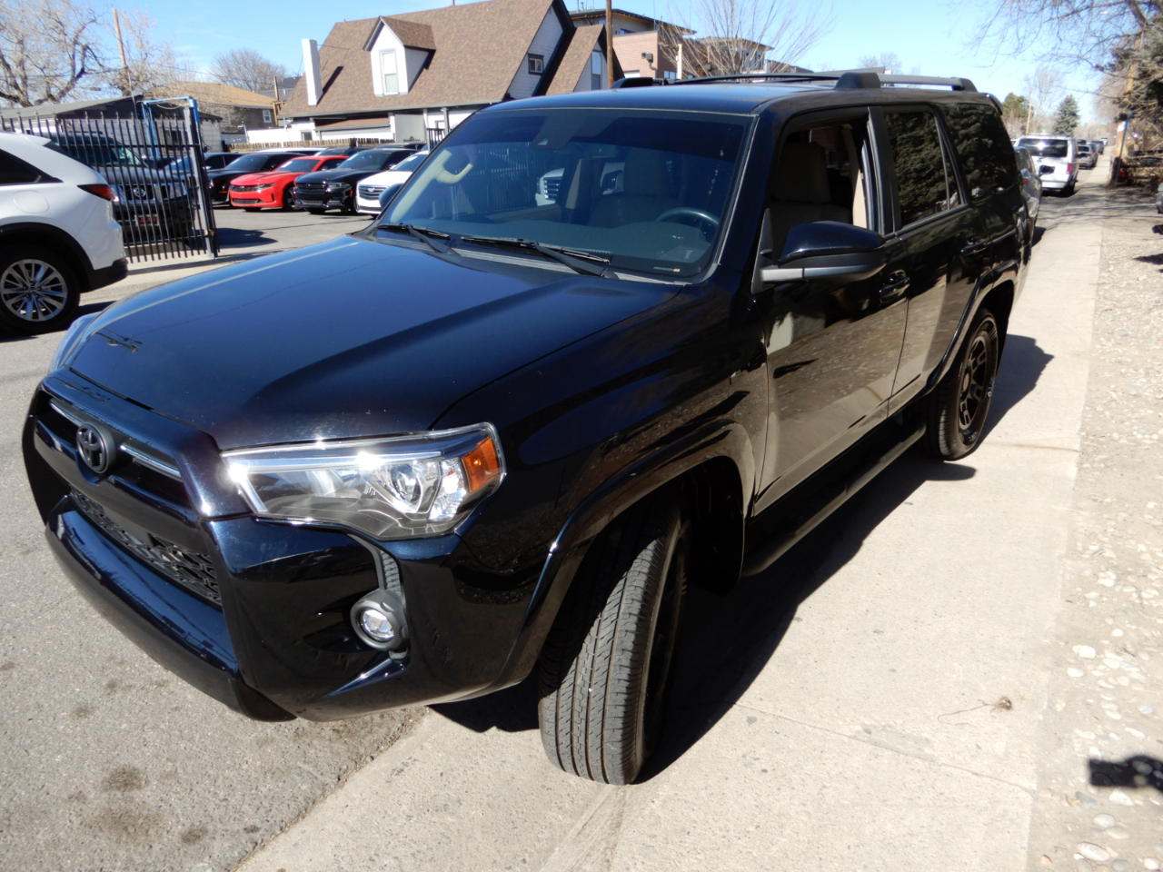 Toyota 4Runner SR5 4WD (Natl) 2022