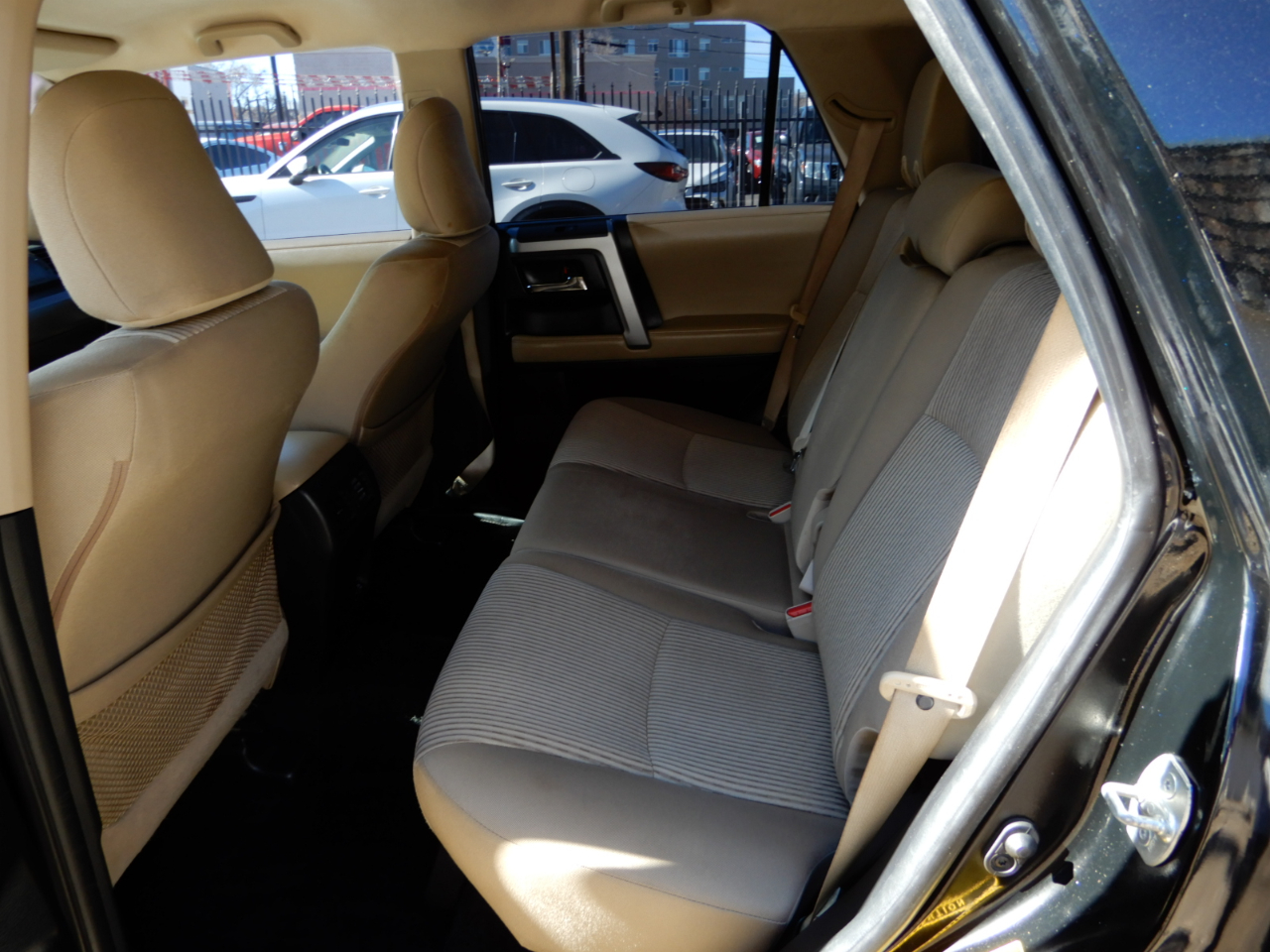 Toyota 4Runner SR5 4WD (Natl) 2022