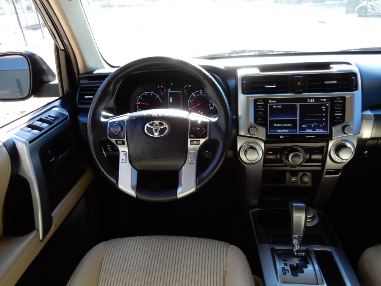 Toyota 4Runner SR5 4WD (Natl) 2022