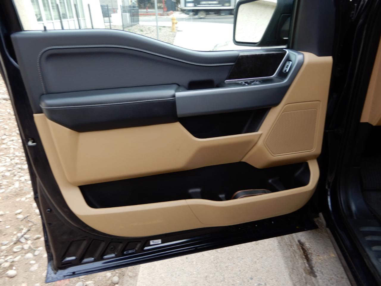 Ford F-150 XLT 4WD Reg Cab 6.5' Box 2023