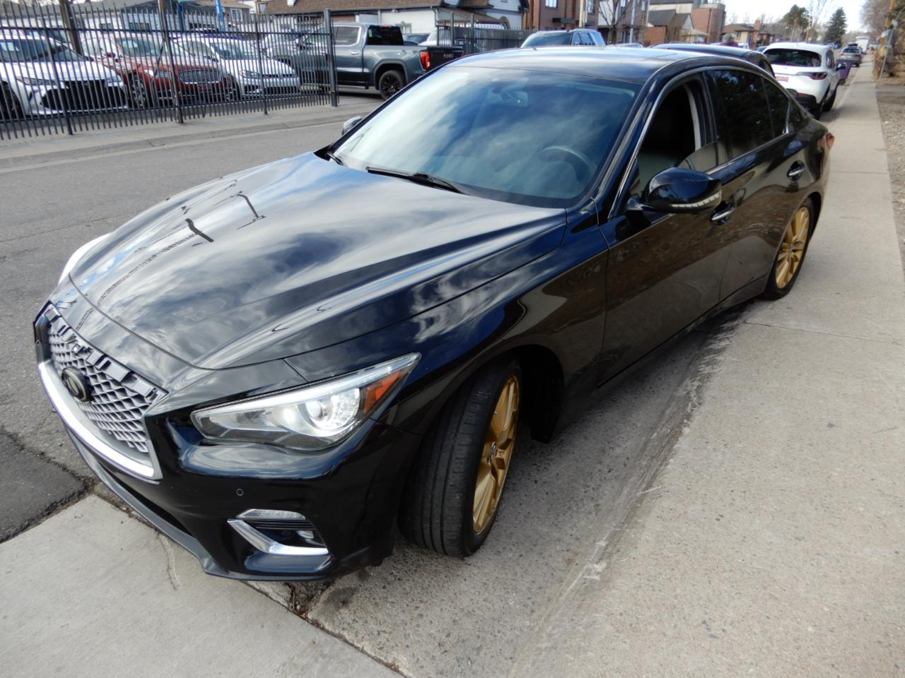 Infiniti Q50 3.0t LUXE RWD 2021