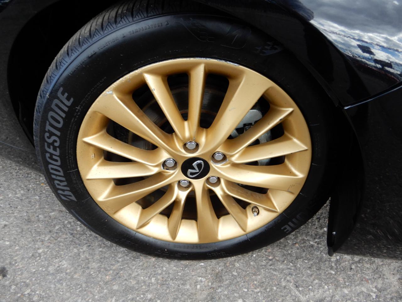 Infiniti Q50 3.0t LUXE RWD 2021