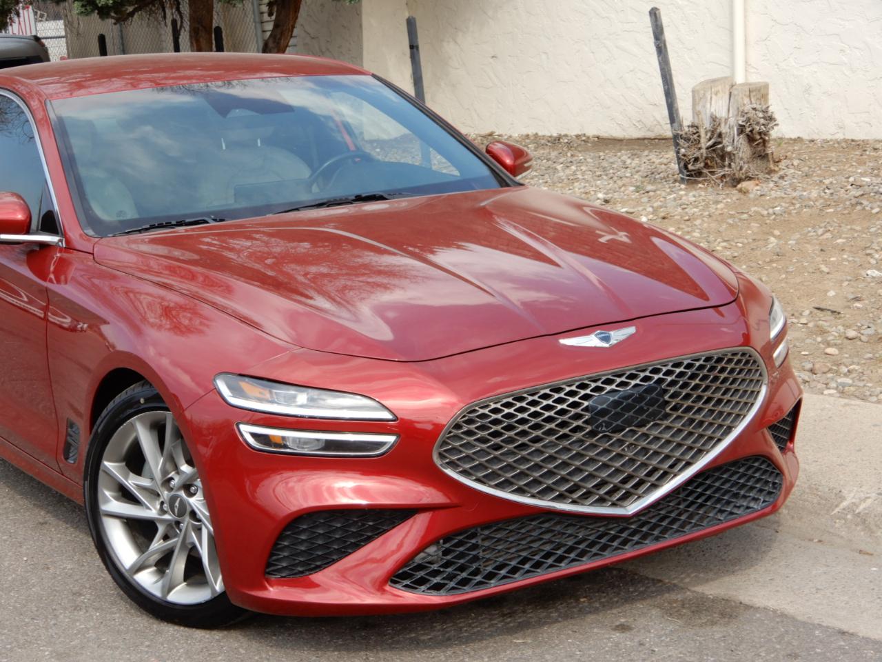 Genesis G70 2.0T RWD 2022