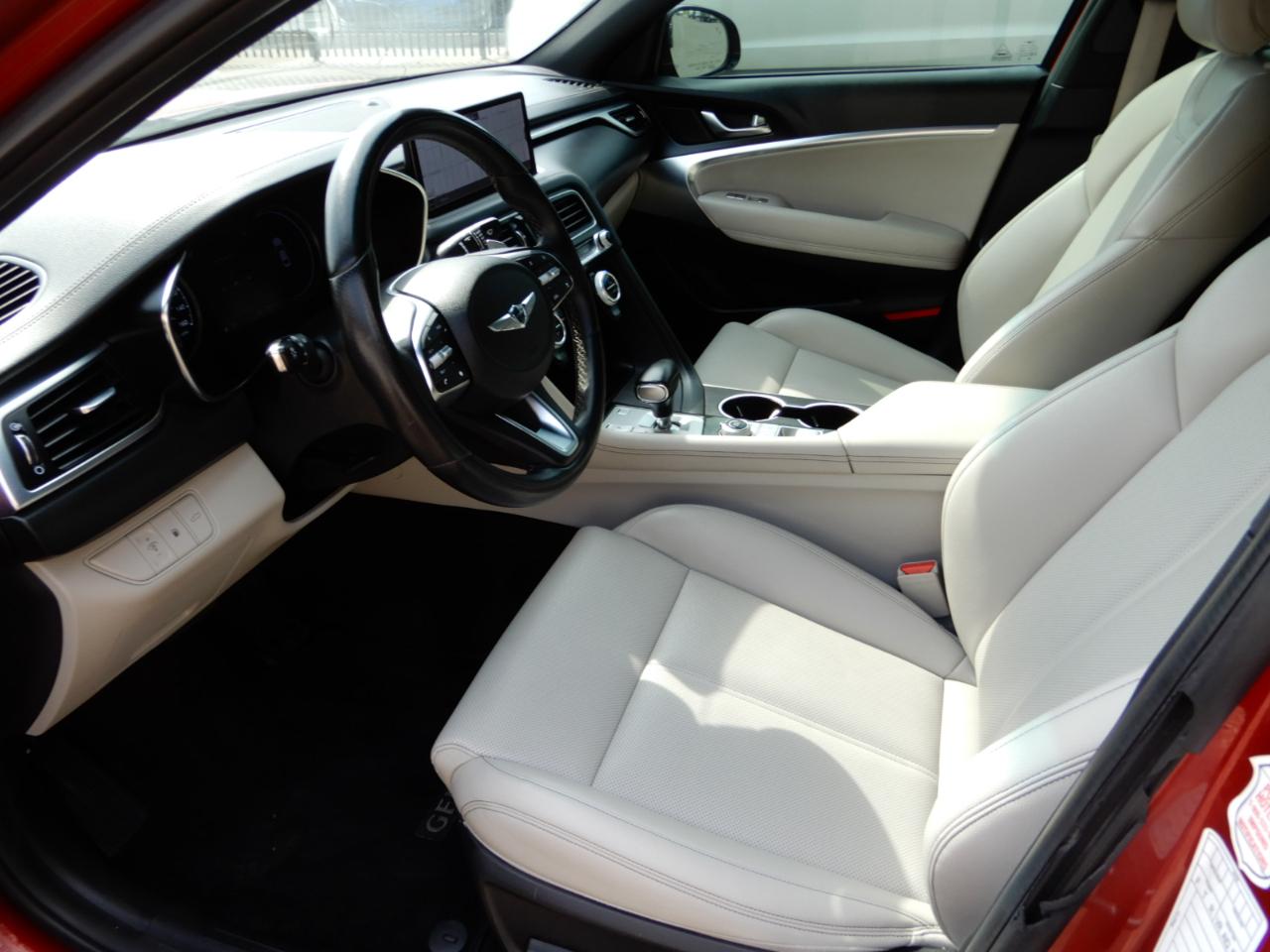 Genesis G70 2.0T RWD 2022