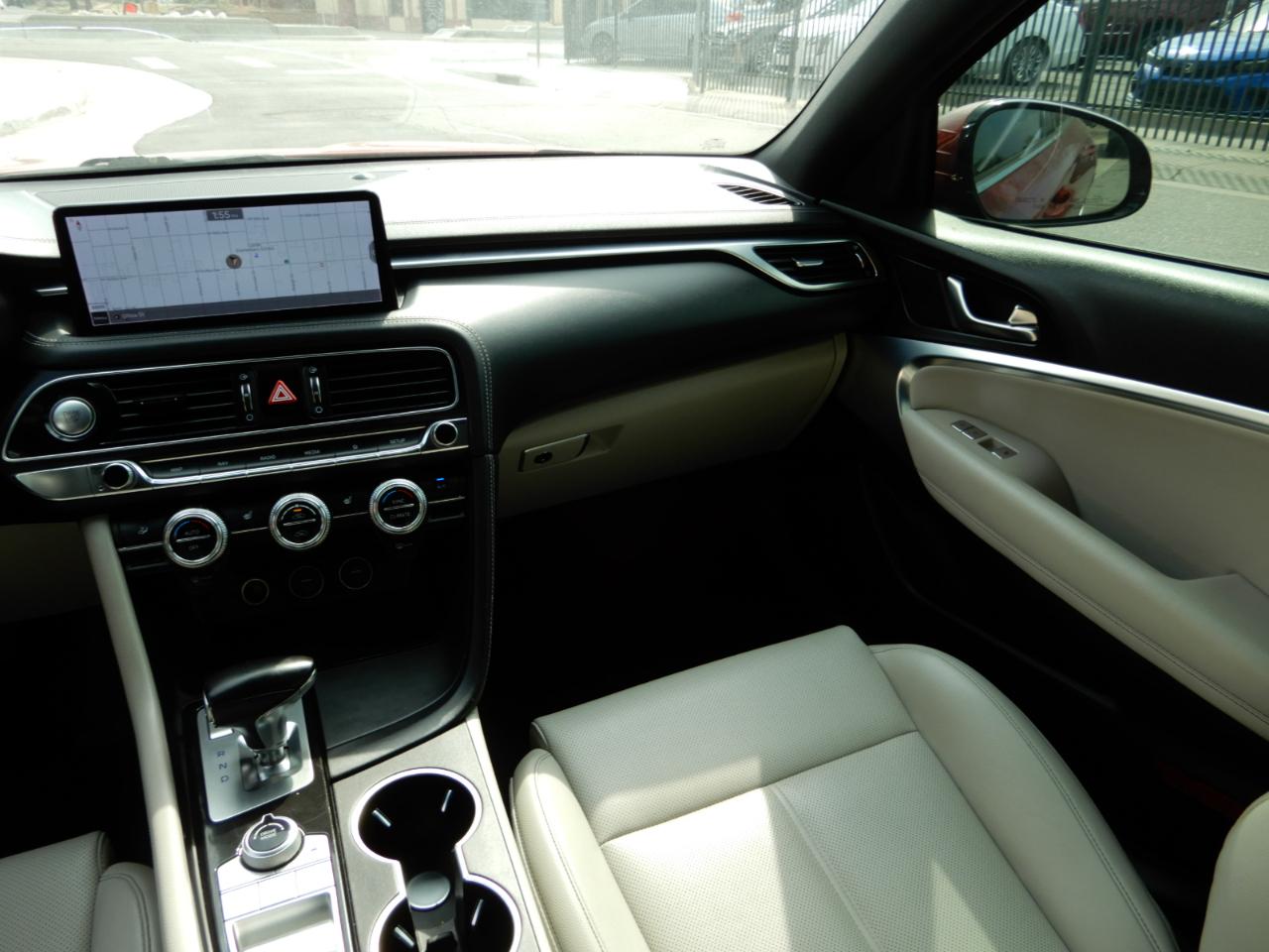 Genesis G70 2.0T RWD 2022