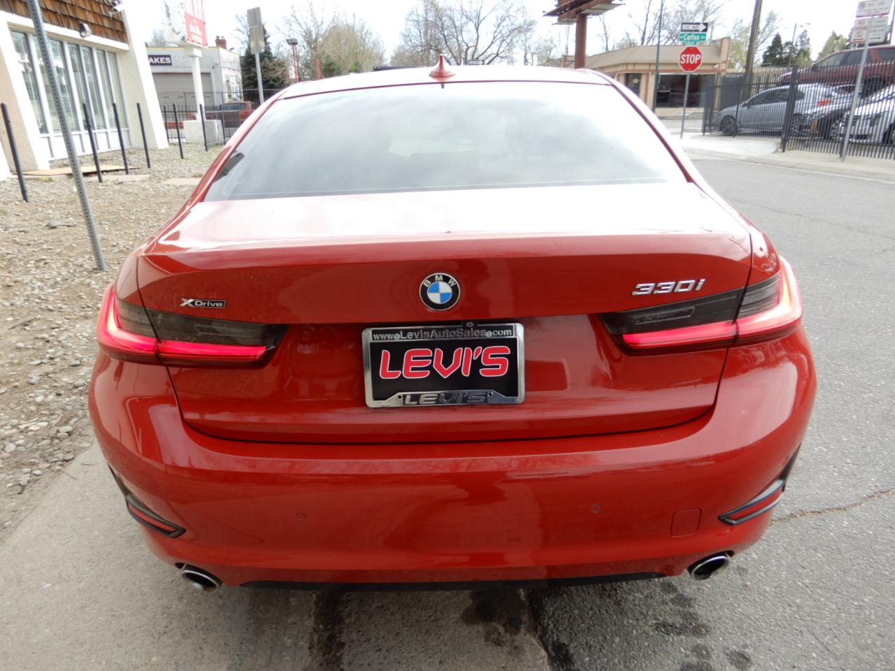 BMW 3 Series 330i xDrive Sedan 2020