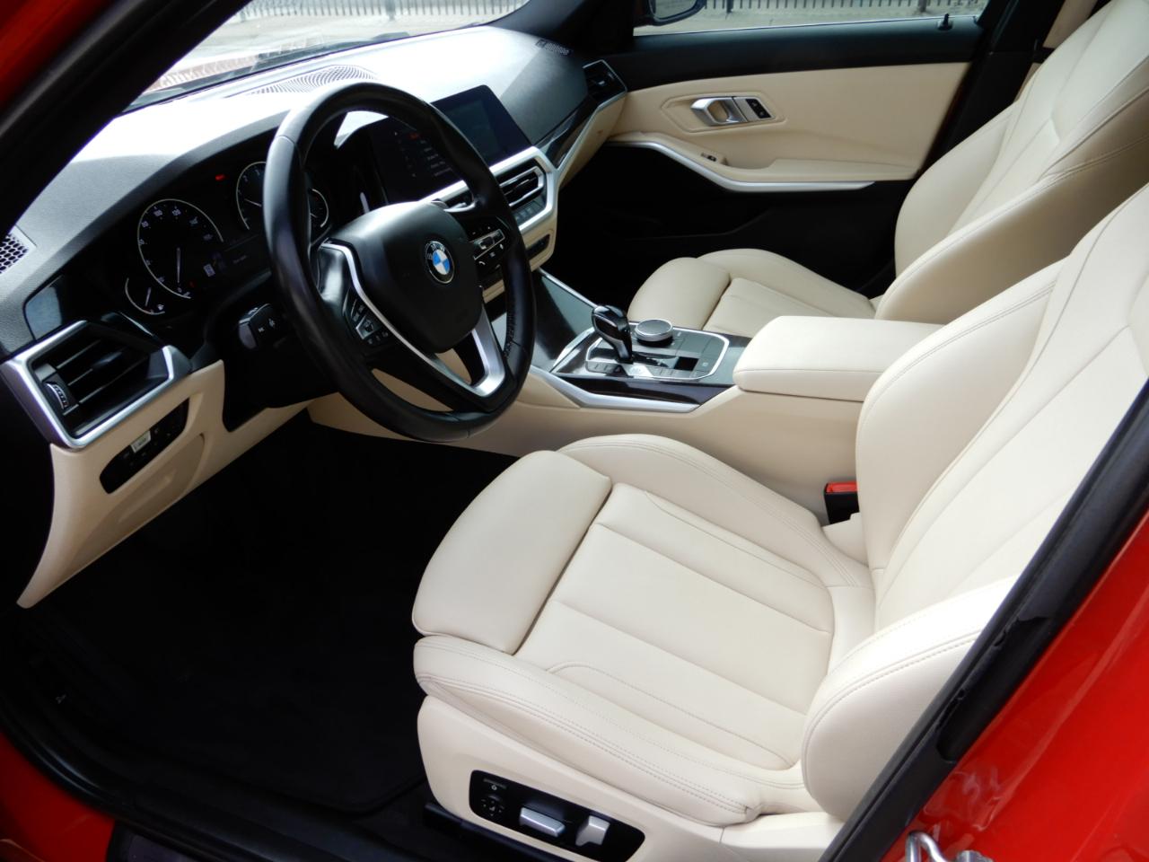 BMW 3 Series 330i xDrive Sedan 2020