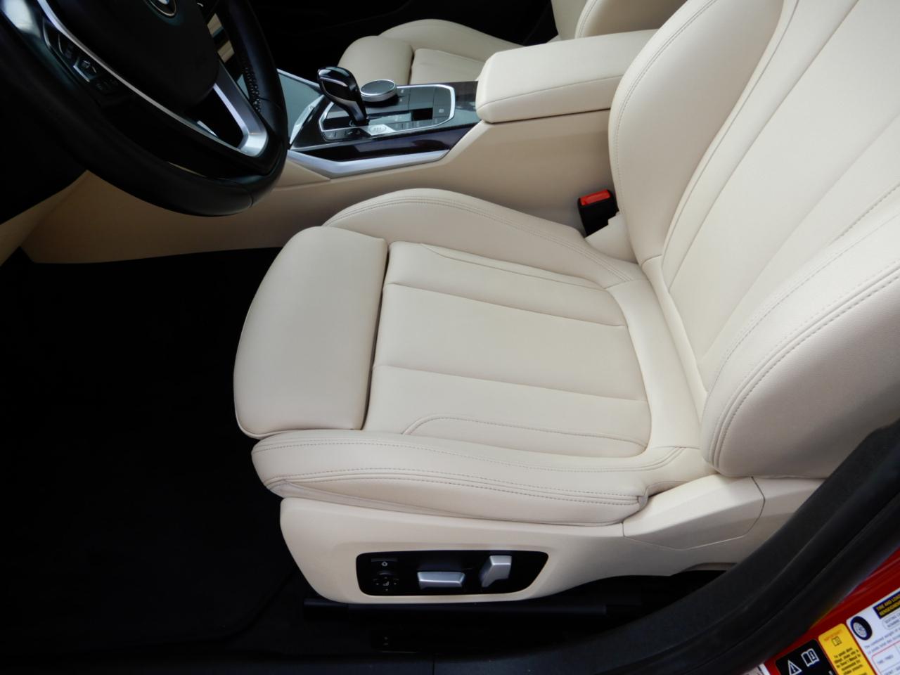 BMW 3 Series 330i xDrive Sedan 2020