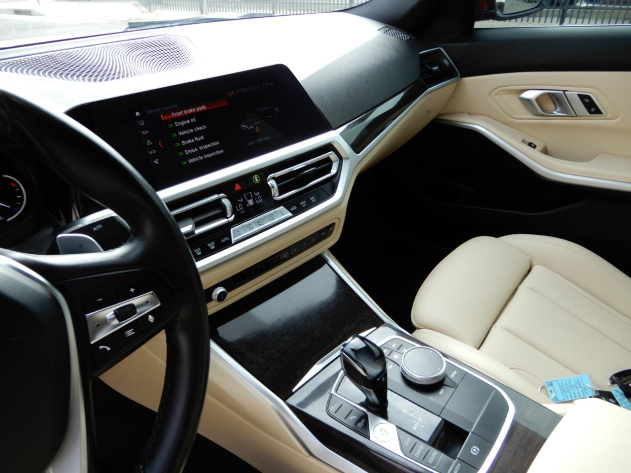 BMW 3 Series 330i xDrive Sedan 2020