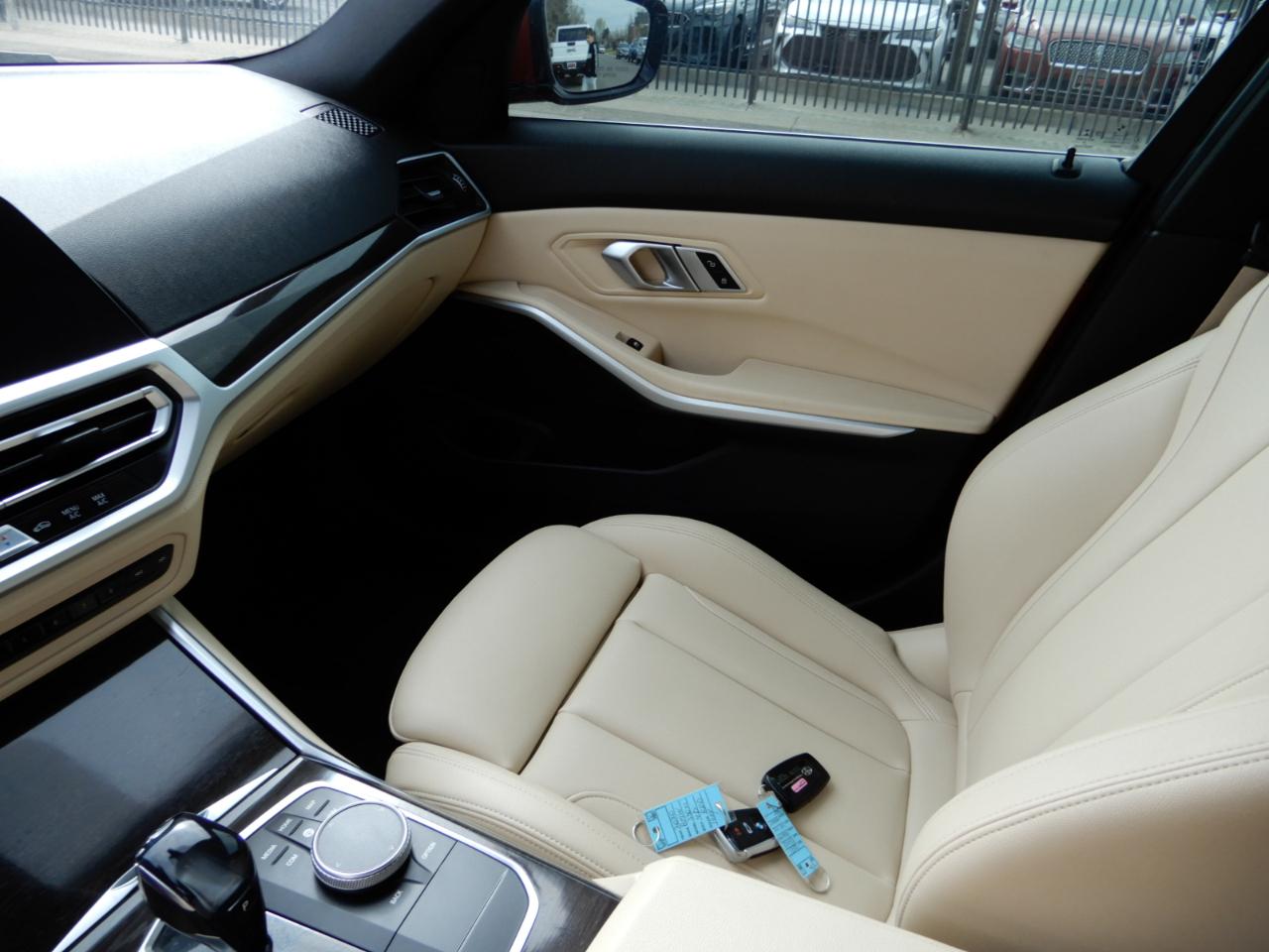 BMW 3 Series 330i xDrive Sedan 2020