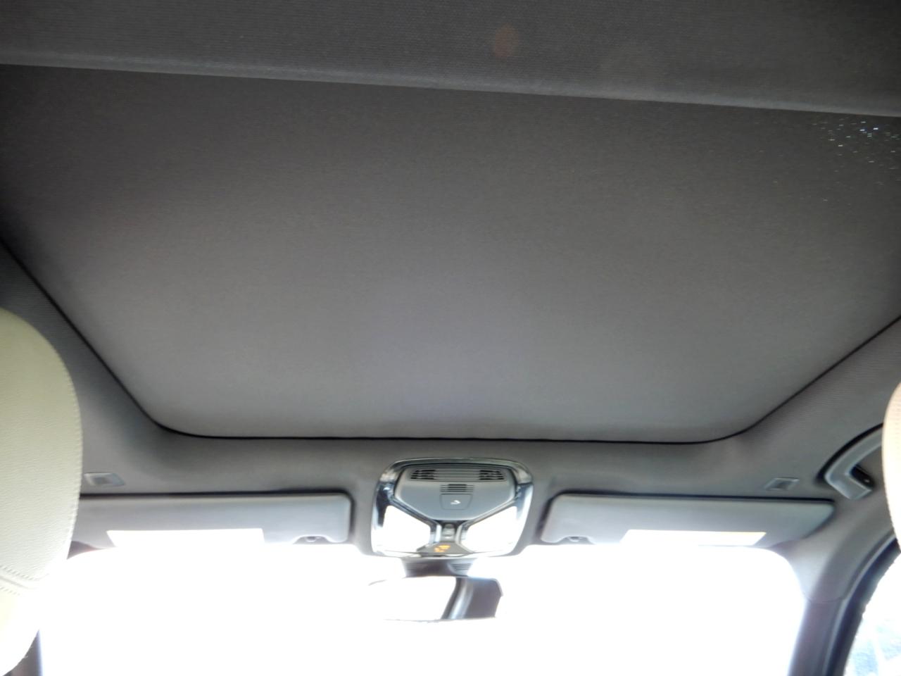 BMW 3 Series 330i xDrive Sedan 2020