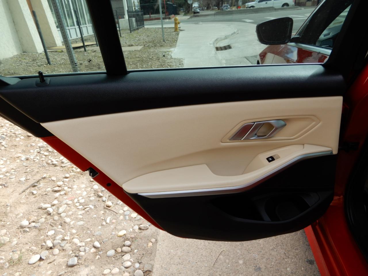 BMW 3 Series 330i xDrive Sedan 2020