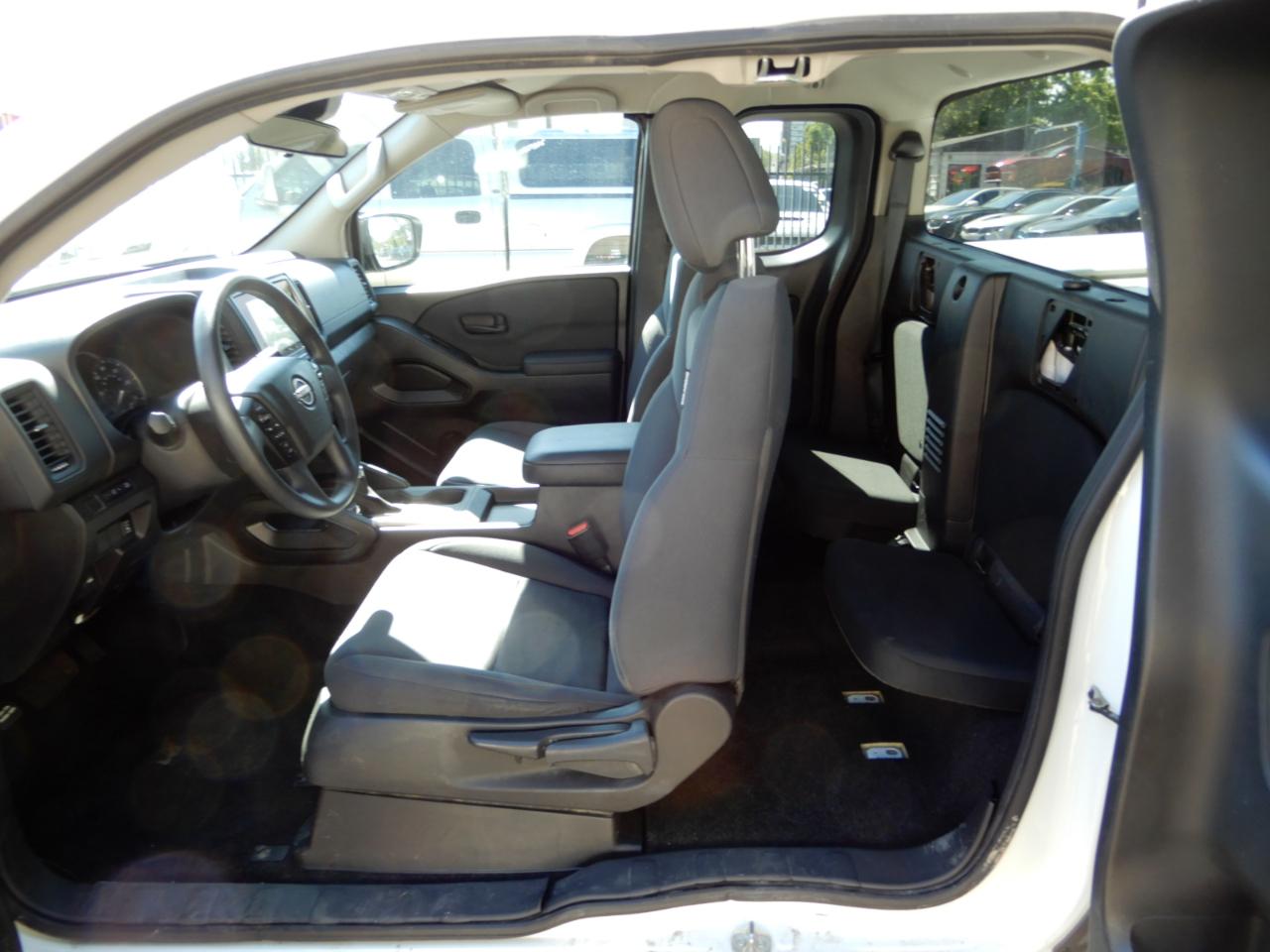 Nissan Frontier King Cab 4x4 S 2024