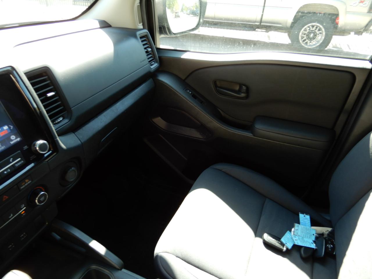 Nissan Frontier King Cab 4x4 S 2024