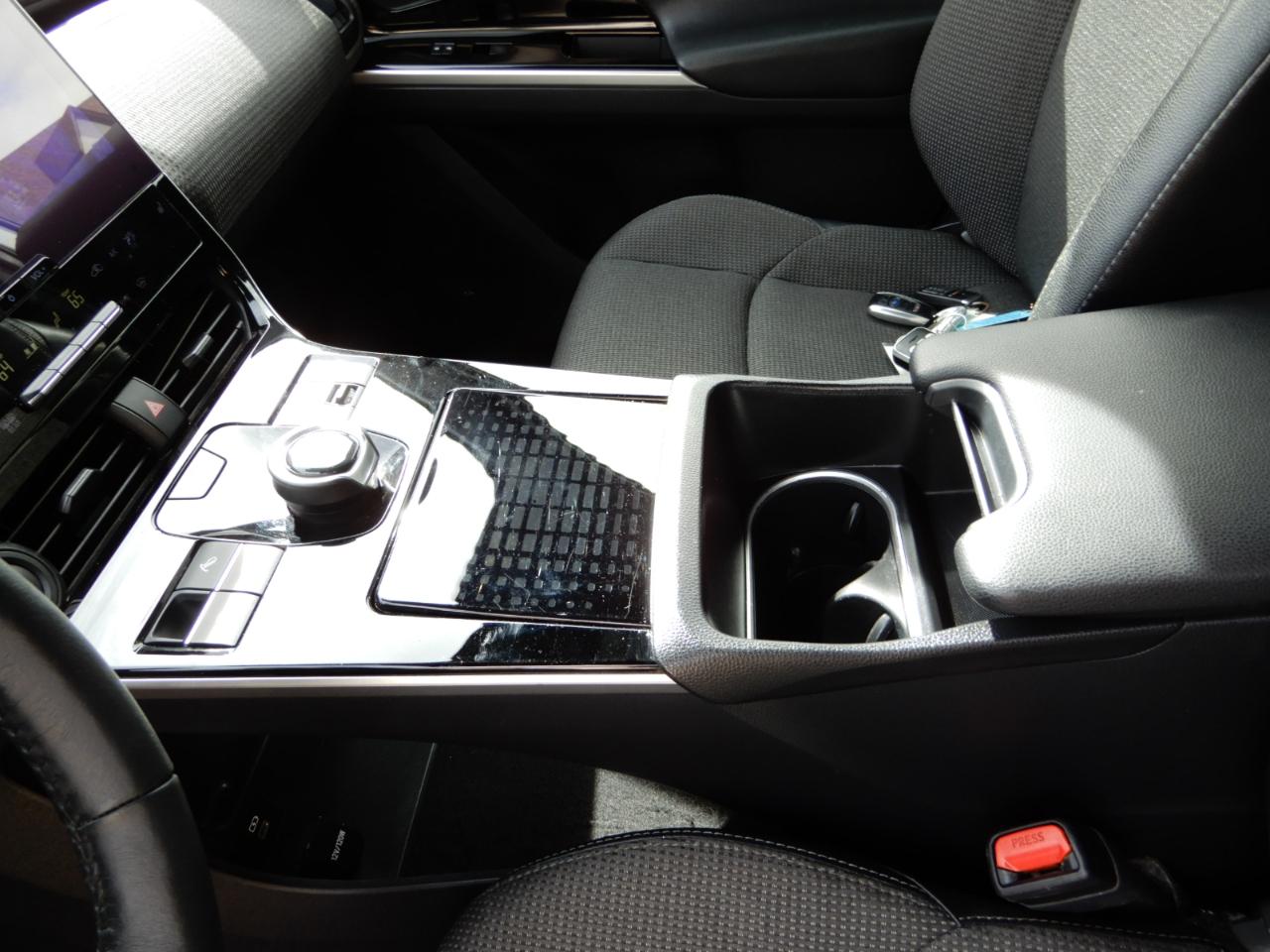 Toyota BZ4X XLE AWD (Natl) 2024